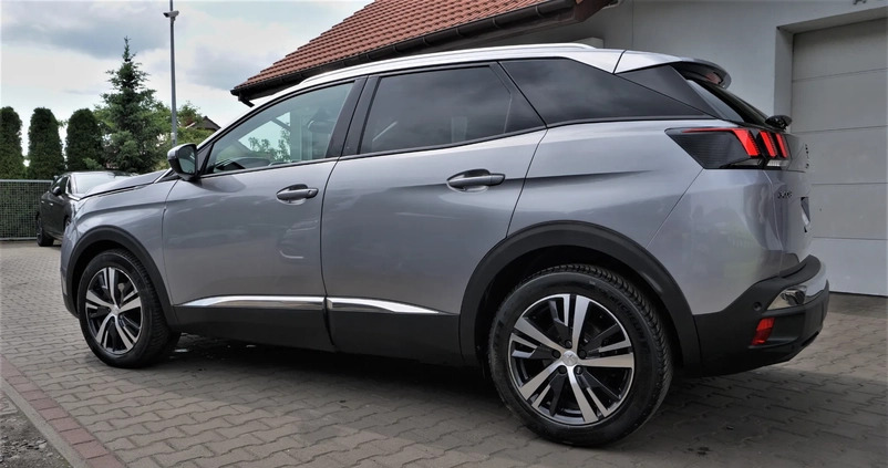 Peugeot 3008 cena 76900 przebieg: 191000, rok produkcji 2018 z Szczucin małe 667